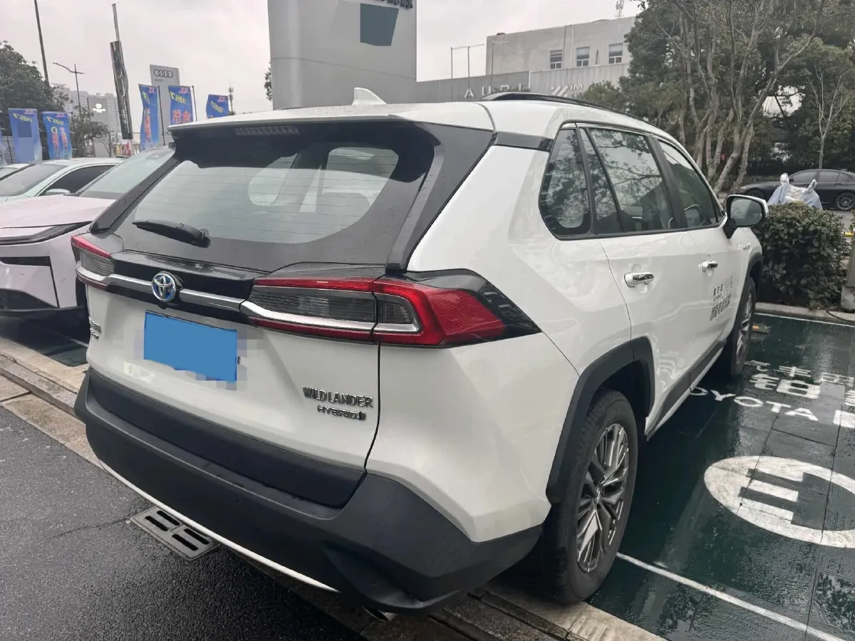 2023 Toyota Wildlander 2.5L 178HP L4 E-CVT Hybrid,autocango,china used car exporter,china ev exporter,chinese used car exporter,chinese used ev exporter