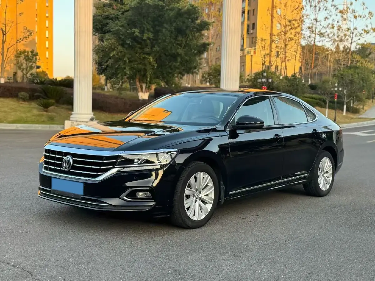 2019 Volkswagen Passat 1.4T 150HP L4 7DCT