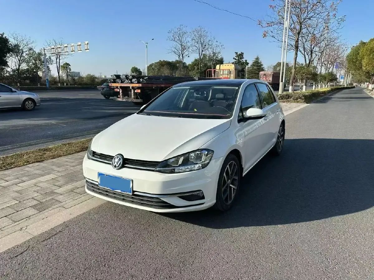 2020 Volkswagen Golf 1.4T 150HP L4 7DCT