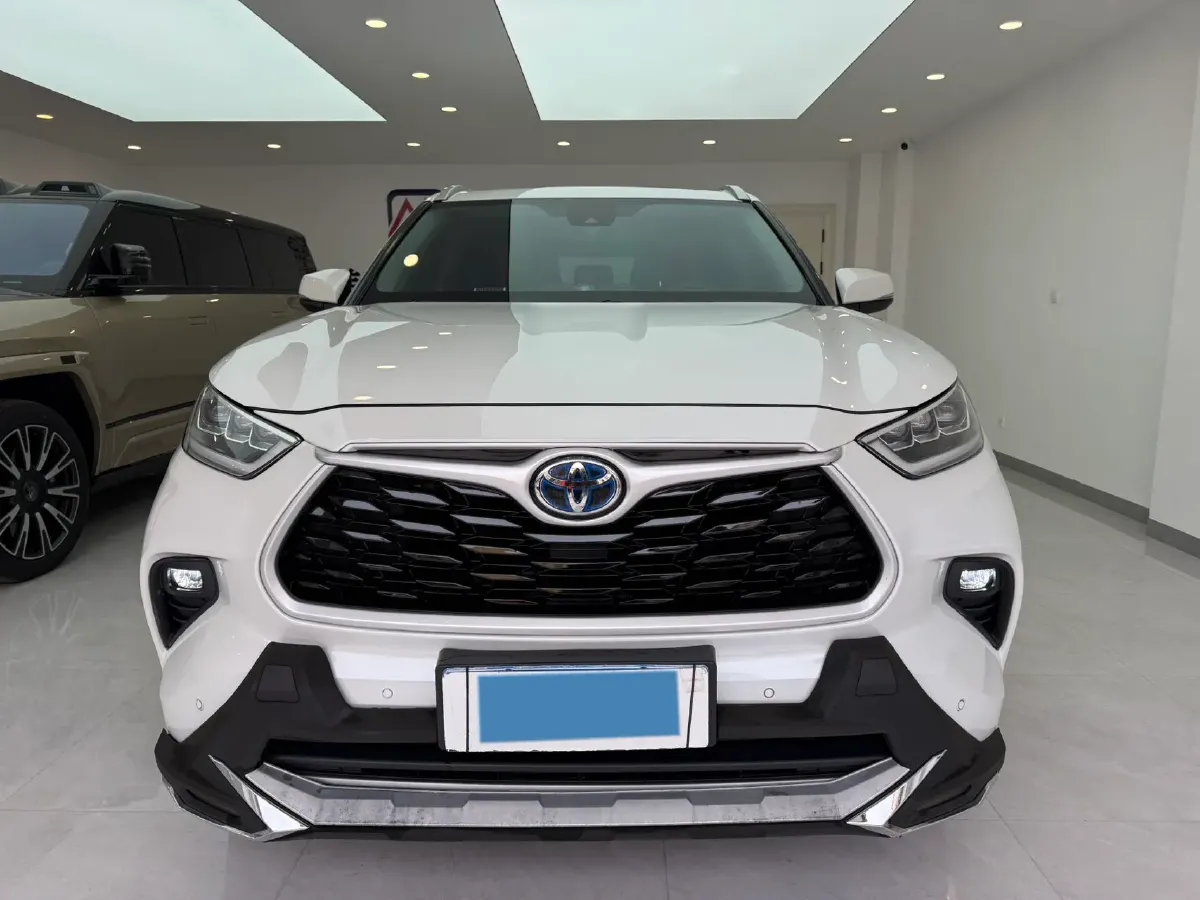 2022 Toyota Highlander 2.5L 192HP L4 E-CVT Hybrid,autocango,china used car exporter,china ev exporter,chinese used car exporter,chinese used ev exporter