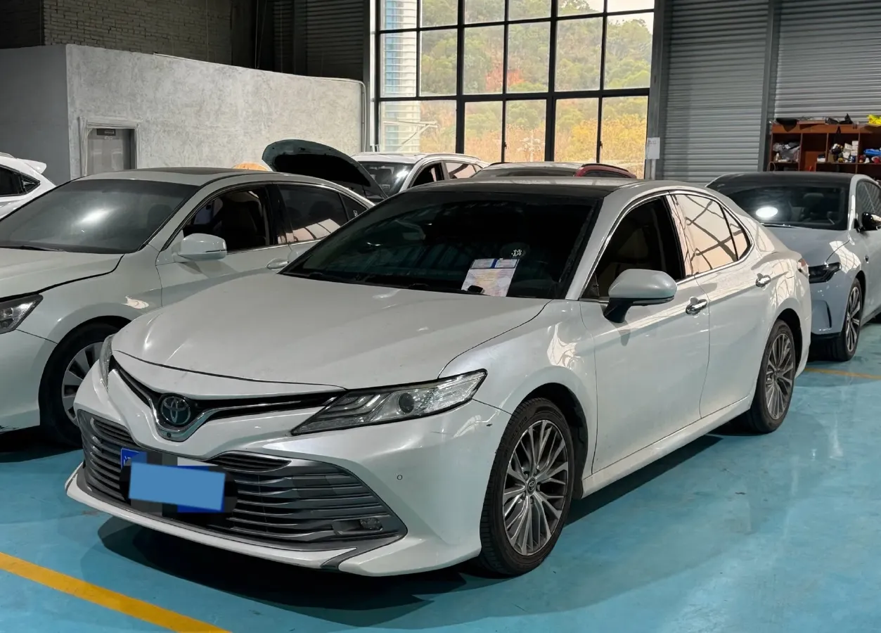 2018 Toyota Camry 2.5L 209HP L4 8AT,autocango,china used car exporter,china ev exporter,chinese used car exporter,chinese used ev exporter
