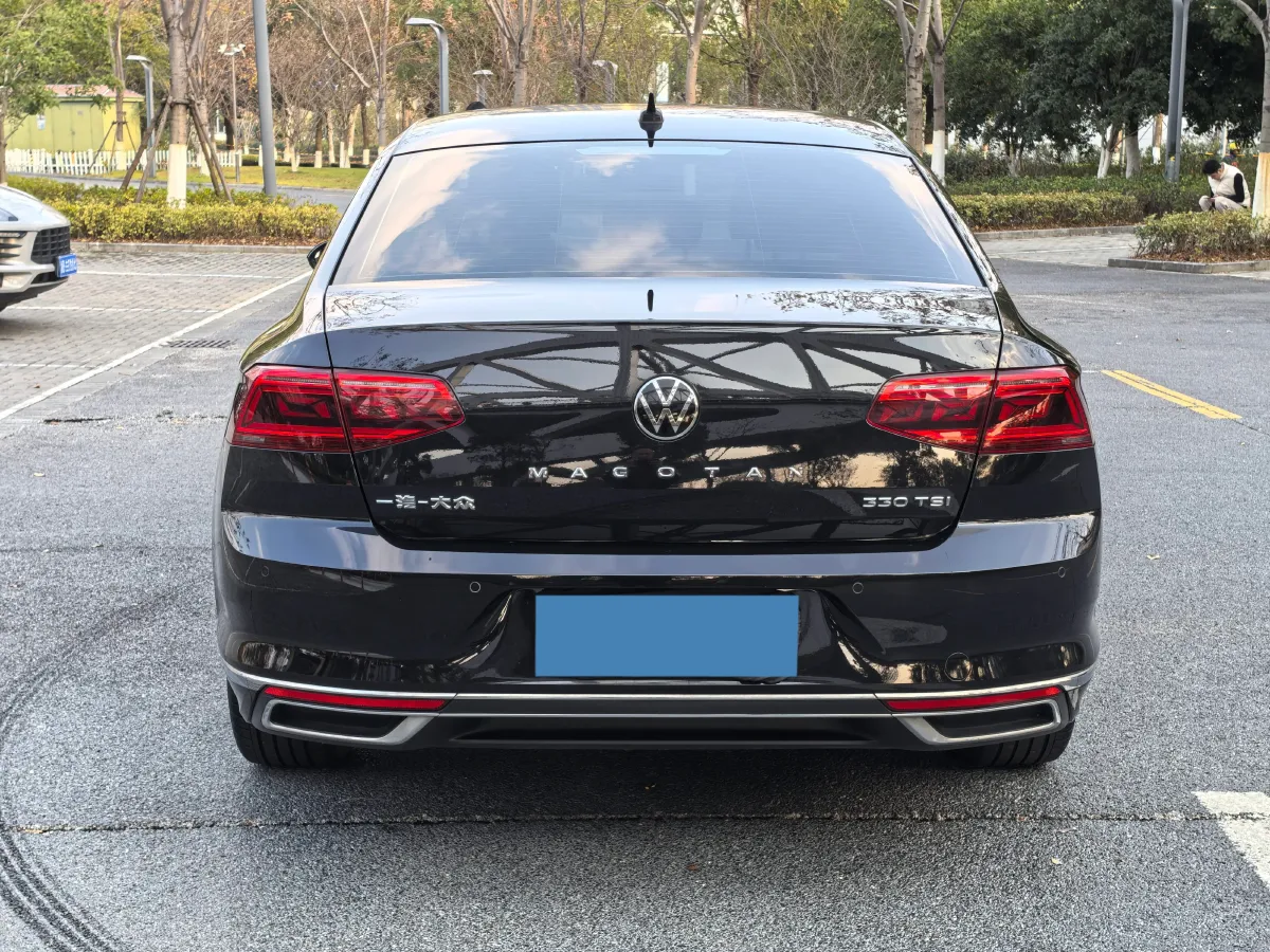 2020 Volkswagen Magotan 2.0T 186HP L4 7DCT,autocango,china used car exporter,china ev exporter,chinese used car exporter,chinese used ev exporter