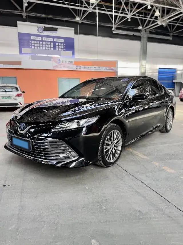 2018 Toyota Camry 2.5L 178HP L4 E-CVT Hybrid