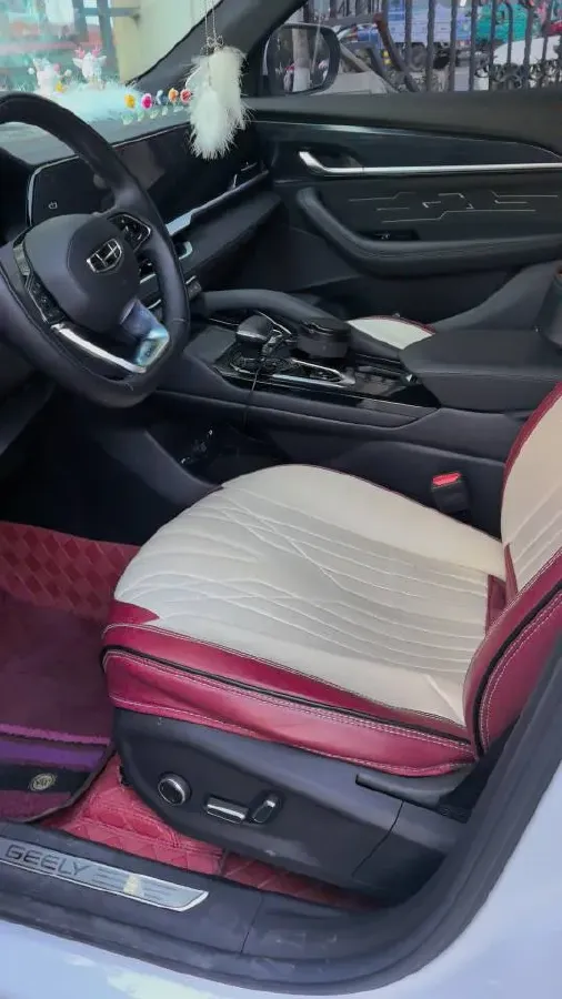 2024 Geely Monjaro 2.0T 238HP L4 8AT,autocango,china used car exporter,china ev exporter,chinese used car exporter,chinese used ev exporter