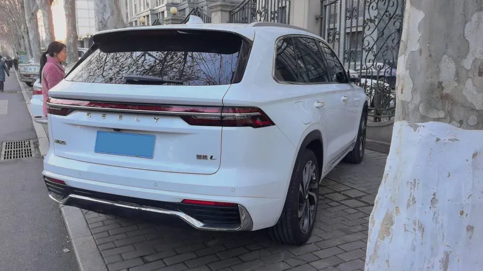 2024 Geely Monjaro 2.0T 238HP L4 8AT,autocango,china used car exporter,china ev exporter,chinese used car exporter,chinese used ev exporter