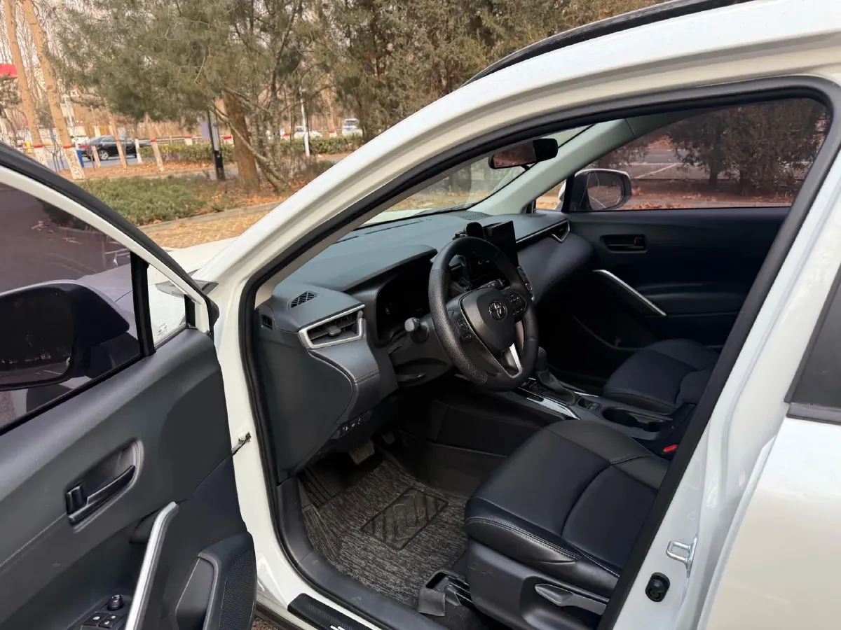 2024 Toyota Frontlander 2.0L 171HP L4 CVT,autocango,china used car exporter,china ev exporter,chinese used car exporter,chinese used ev exporter