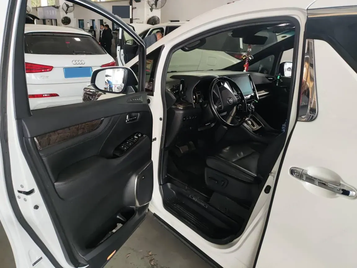 2020 Toyota Alphard 2.5L 117HP L4 E-CVT Hybrid,autocango,china used car exporter,china ev exporter,chinese used car exporter,chinese used ev exporter