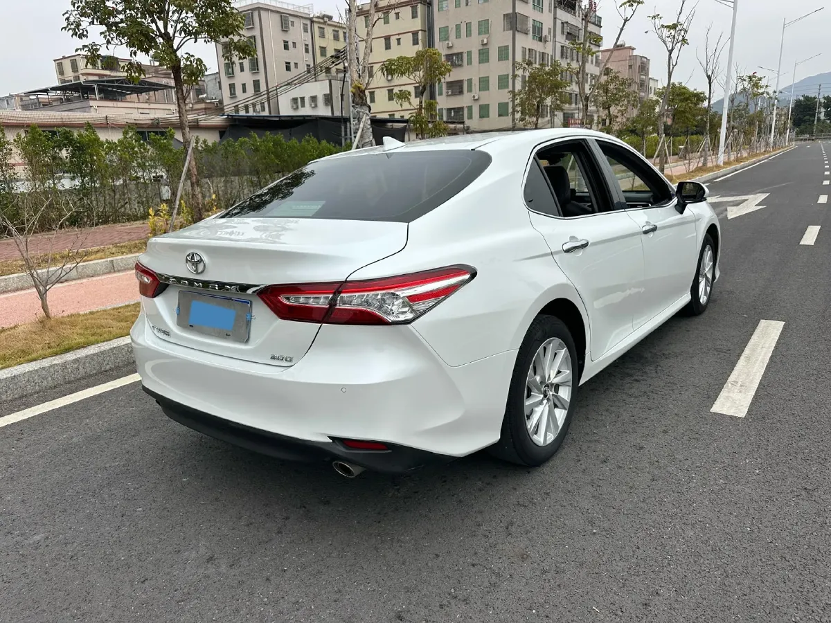 2022 Toyota Camry 2.0L 178HP L4 CVT,autocango,china used car exporter,china ev exporter,chinese used car exporter,chinese used ev exporter