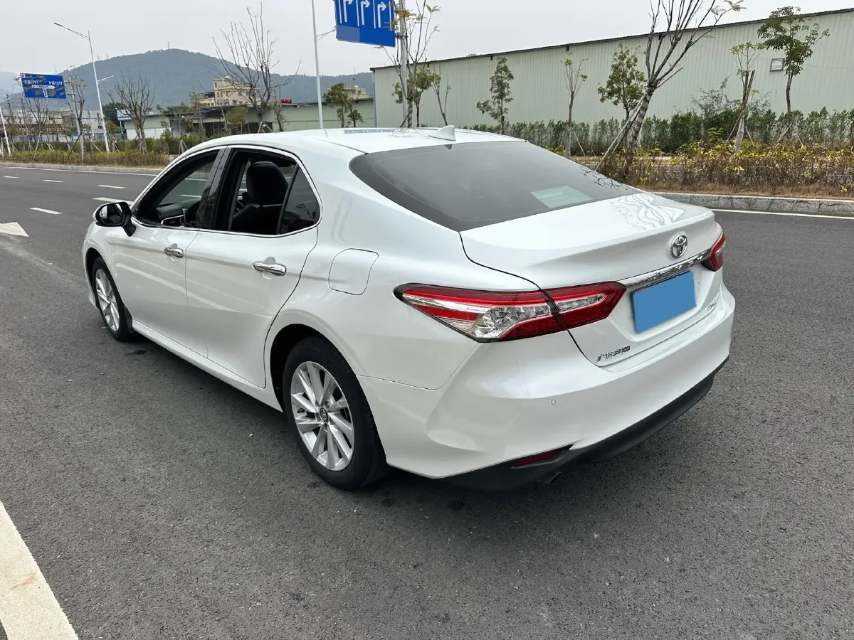 2022 Toyota Camry 2.0L 178HP L4 CVT,autocango,china used car exporter,china ev exporter,chinese used car exporter,chinese used ev exporter