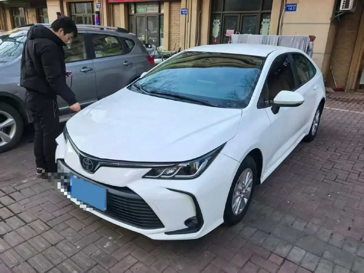 2019 Toyota Corolla 1.2T 116HP L4 CVT