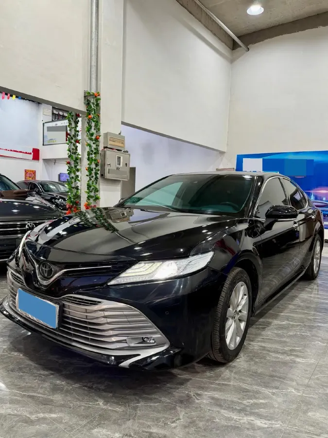 2019 Toyota Camry 2.0L 178HP L4 CVT,autocango,china used car exporter,china ev exporter,chinese used car exporter,chinese used ev exporter
