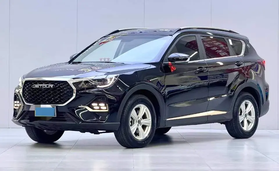 2025 Jetour X70 1.5T 156HP L4 6MT