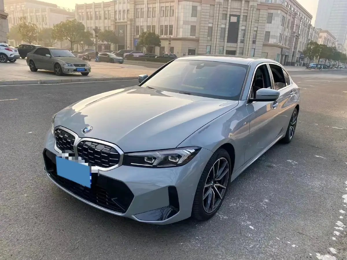 2025 BMW 3 Series 2.0T 184HP L4 8AT