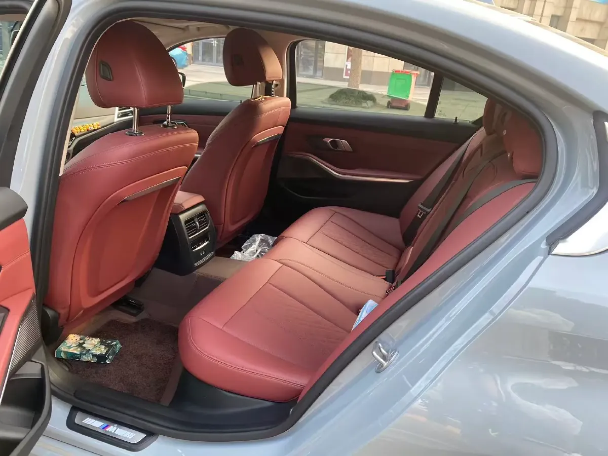 2025 BMW 3 Series 2.0T 184HP L4 8AT,autocango,china used car exporter,china ev exporter,chinese used car exporter,chinese used ev exporter