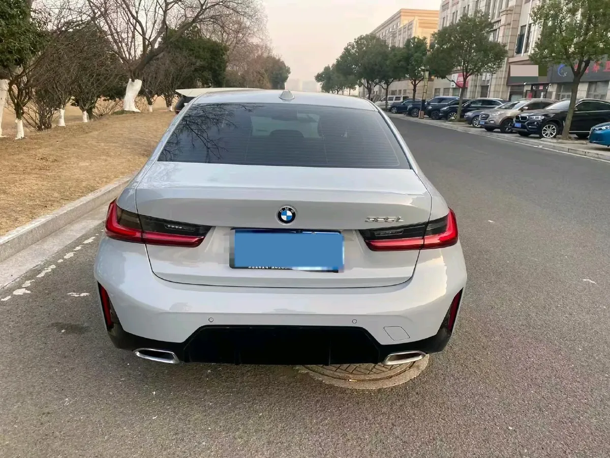 2025 BMW 3 Series 2.0T 184HP L4 8AT,autocango,china used car exporter,china ev exporter,chinese used car exporter,chinese used ev exporter
