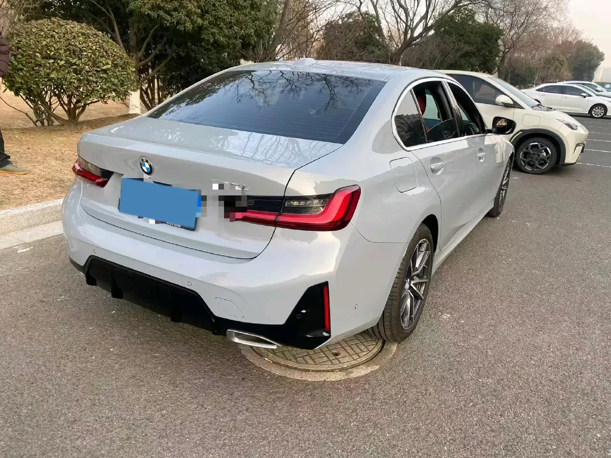 2025 BMW 3 Series 2.0T 184HP L4 8AT,autocango,china used car exporter,china ev exporter,chinese used car exporter,chinese used ev exporter