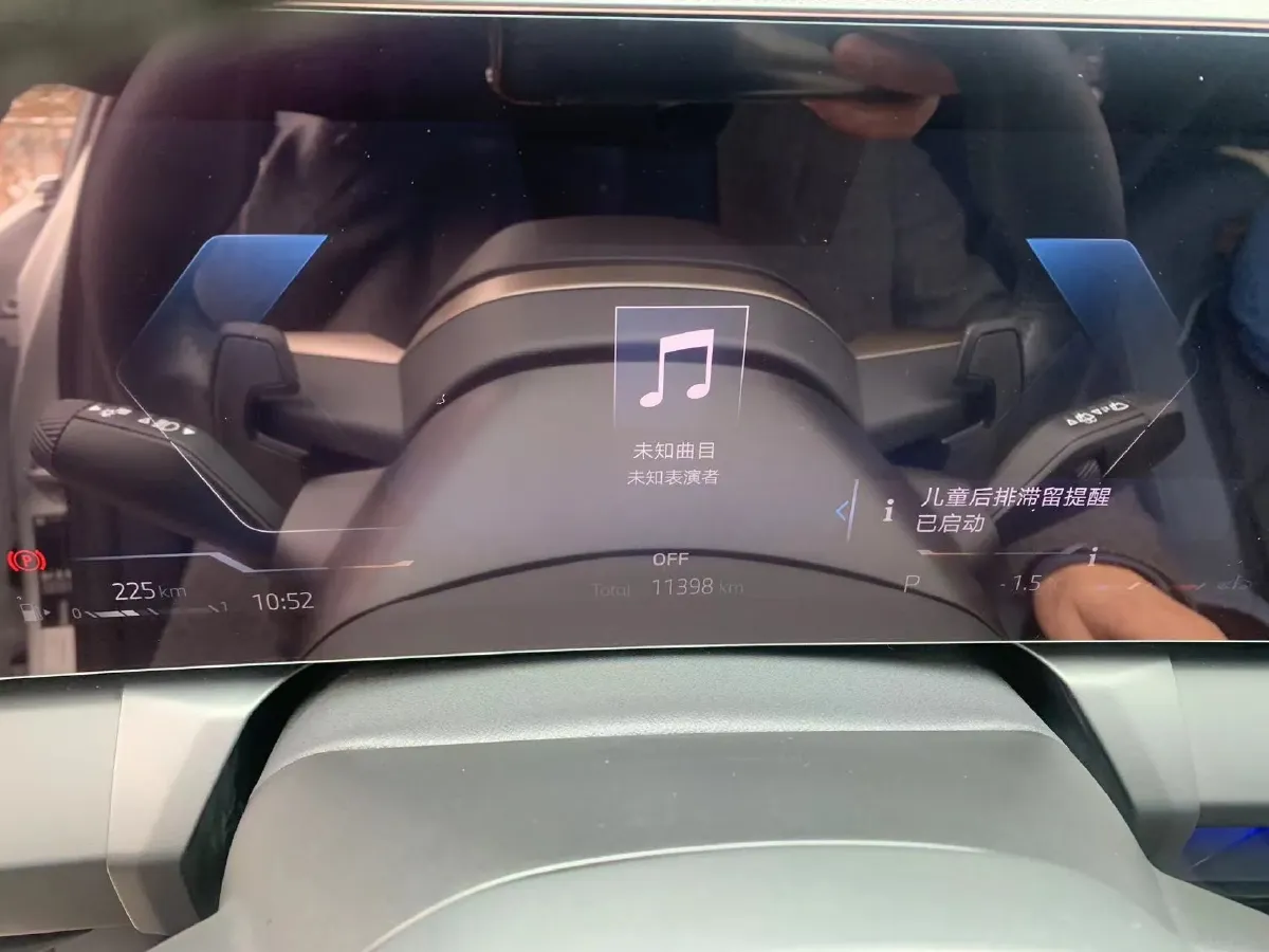 2025 BMW X3 2.0T 258HP L4 8AT,autocango,china used car exporter,china ev exporter,chinese used car exporter,chinese used ev exporter