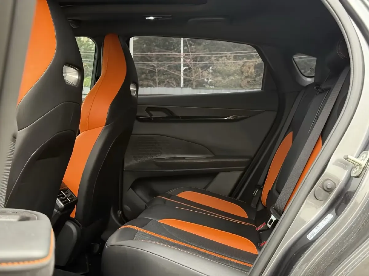 2025 ChangAn UNI-V 1.5T 192HP L4 7DCT,autocango,china used car exporter,china ev exporter,chinese used car exporter,chinese used ev exporter