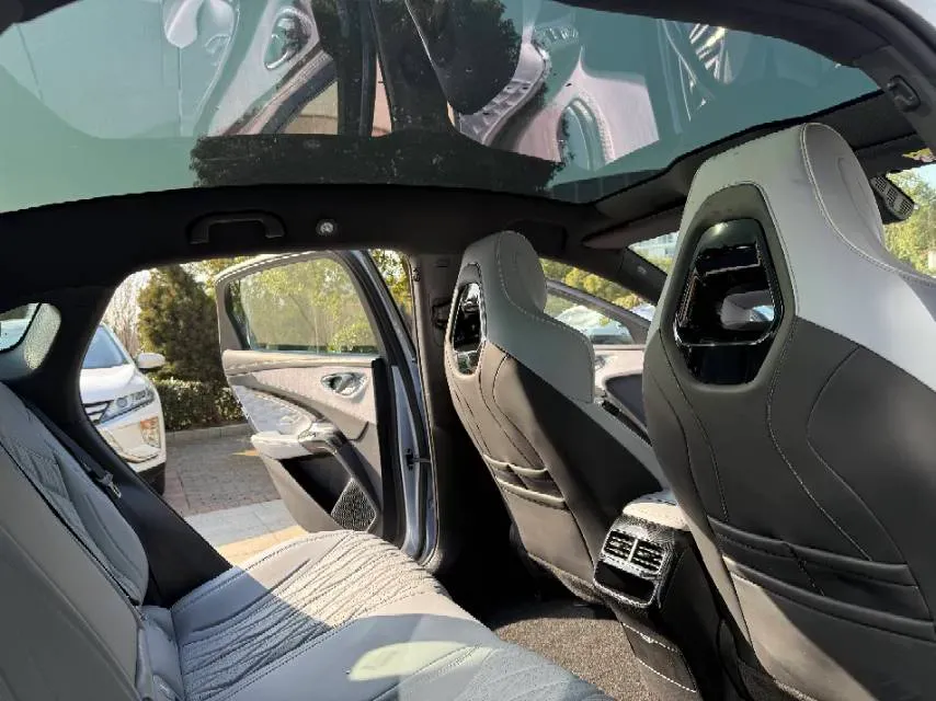 2022 MAXUS DaJia 5 BEV 70KWH,autocango,china used car exporter,china ev exporter,chinese used car exporter,chinese used ev exporter