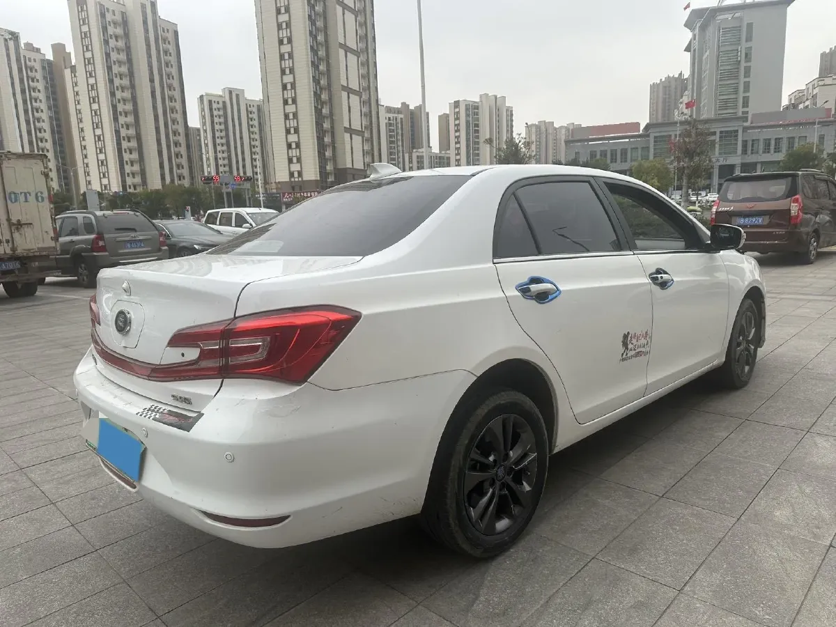 2017 BYD Qin 1.5T 154HP L4 6DCT PHEV 15.2KWH,autocango,china used car exporter,china ev exporter,chinese used car exporter,chinese used ev exporter