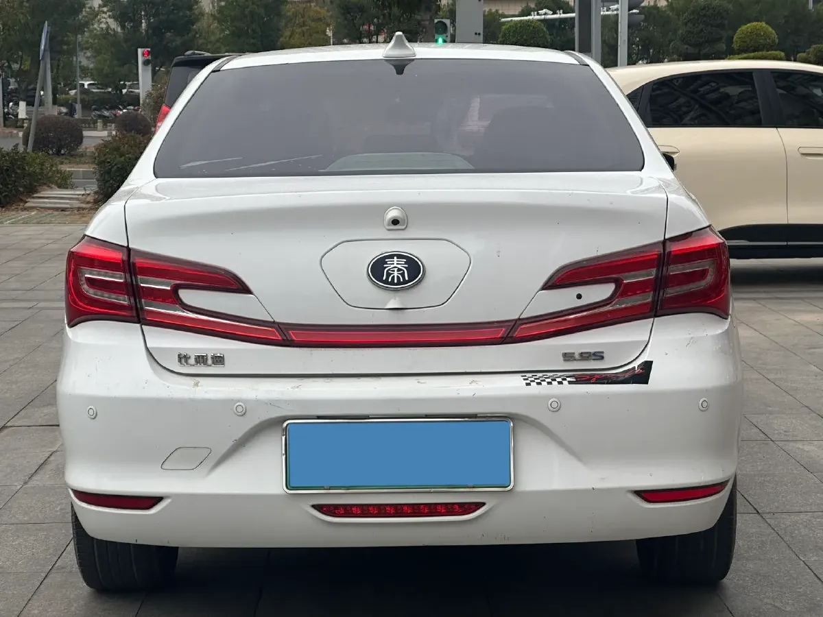 2017 BYD Qin 1.5T 154HP L4 6DCT PHEV 15.2KWH,autocango,china used car exporter,china ev exporter,chinese used car exporter,chinese used ev exporter