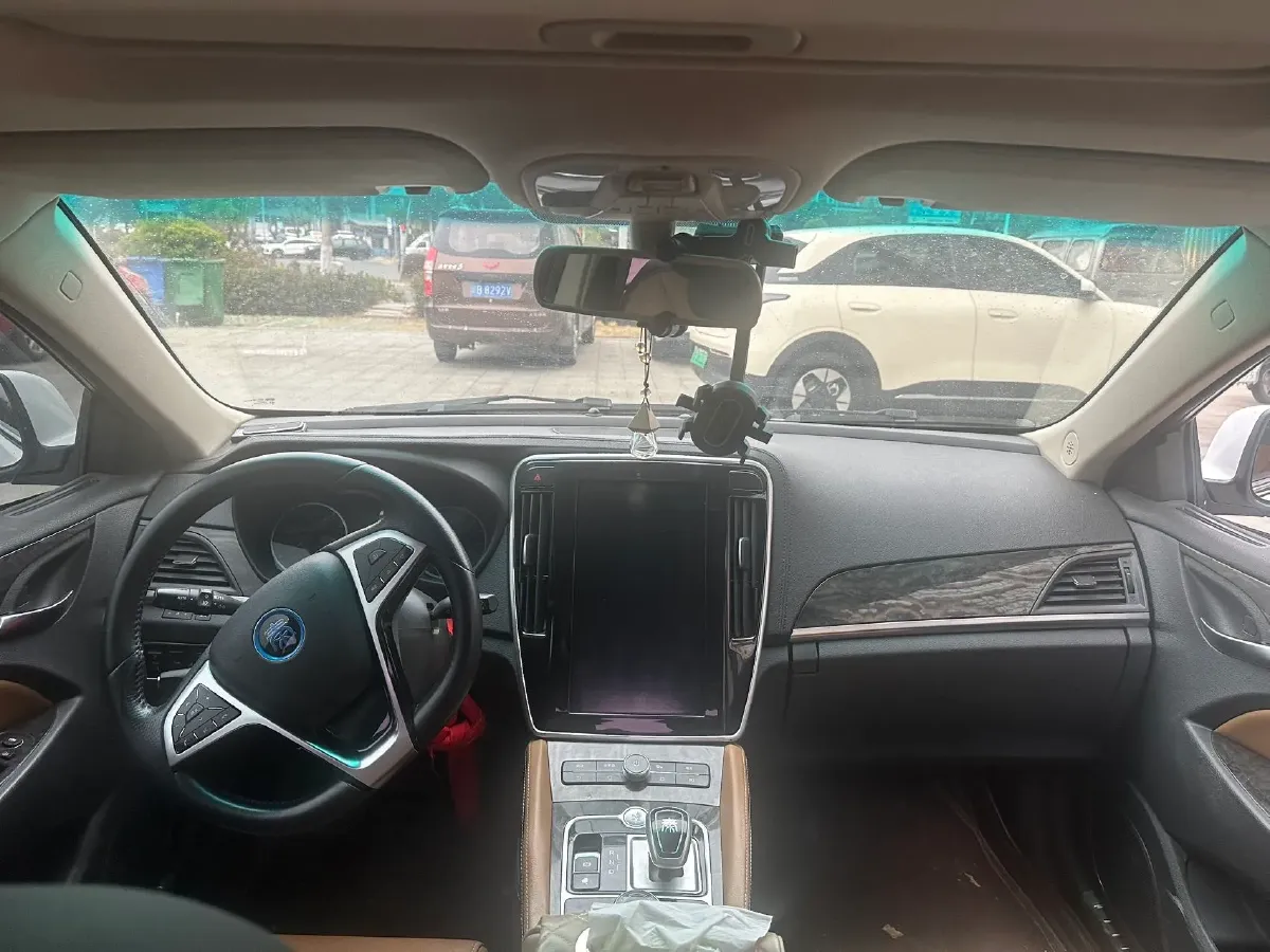 2017 BYD Qin 1.5T 154HP L4 6DCT PHEV 15.2KWH,autocango,china used car exporter,china ev exporter,chinese used car exporter,chinese used ev exporter