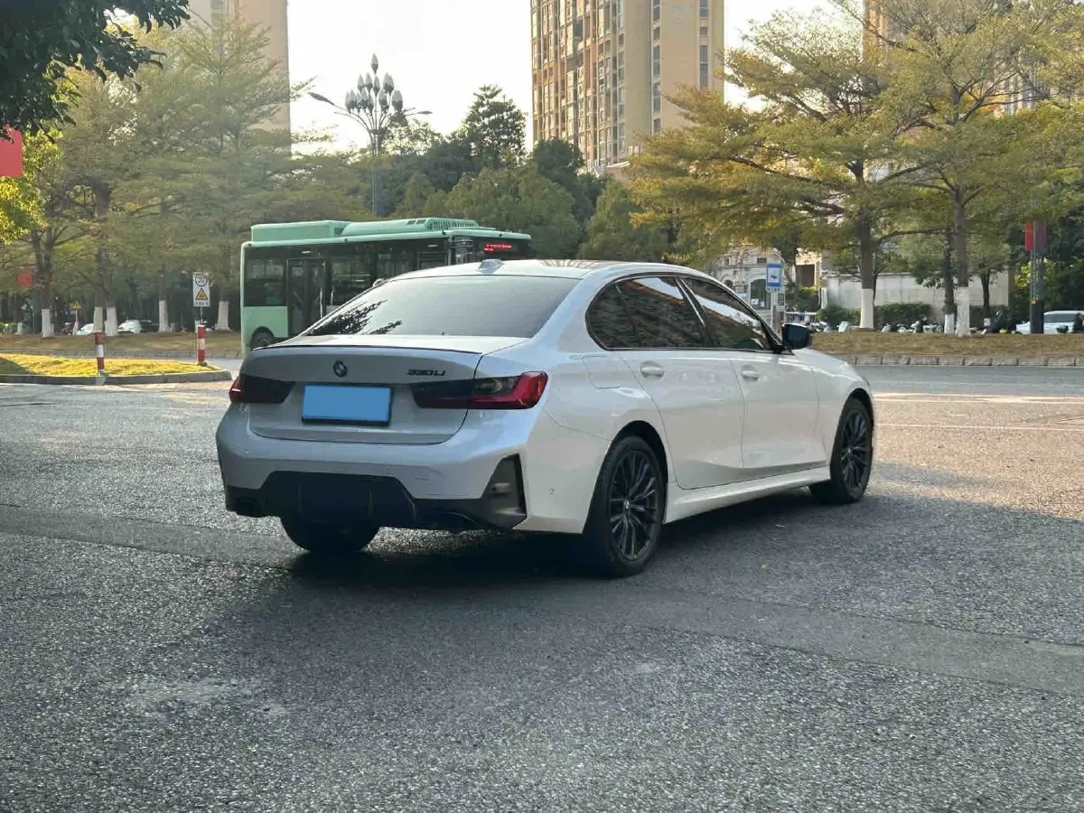 2024 BMW 3 Series 2.0T 184HP L4 8AT,autocango,china used car exporter,china ev exporter,chinese used car exporter,chinese used ev exporter
