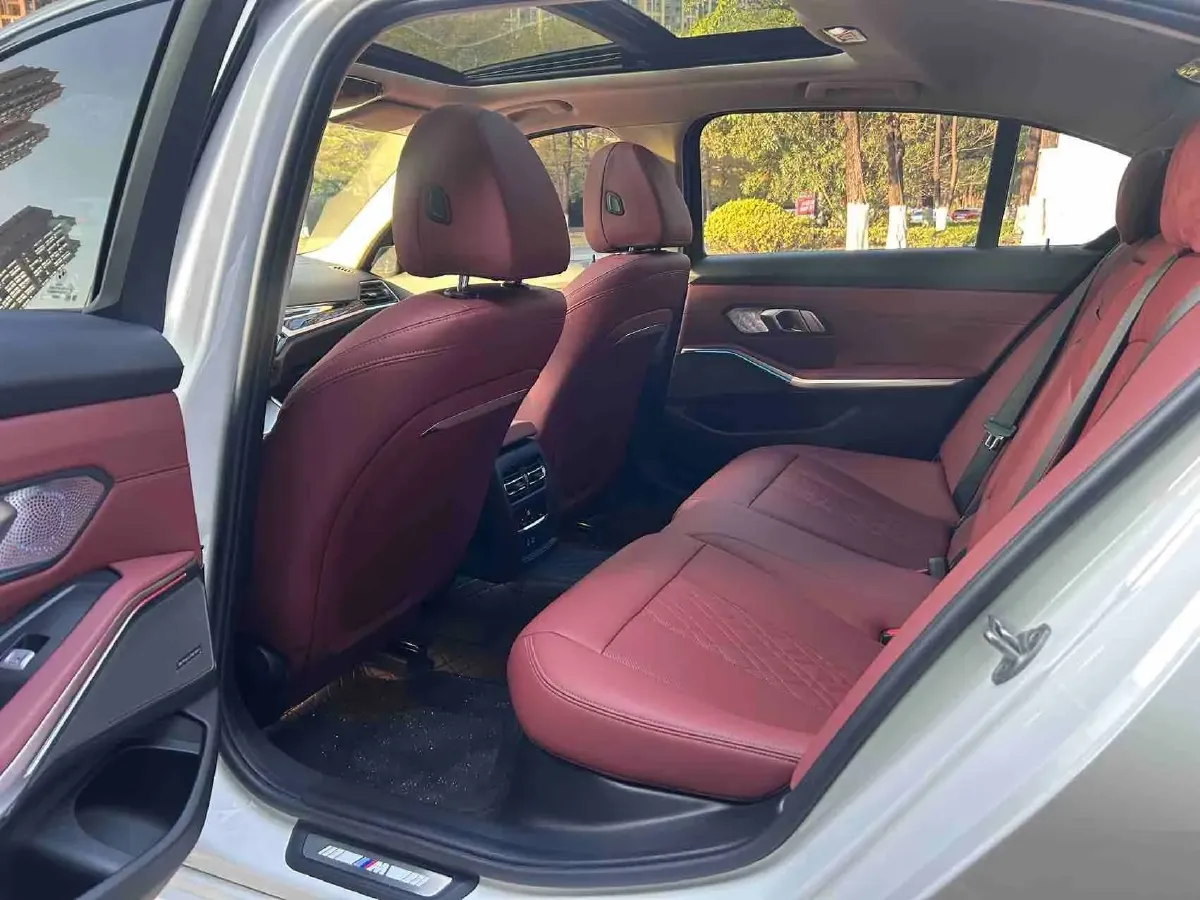 2024 BMW 3 Series 2.0T 184HP L4 8AT,autocango,china used car exporter,china ev exporter,chinese used car exporter,chinese used ev exporter