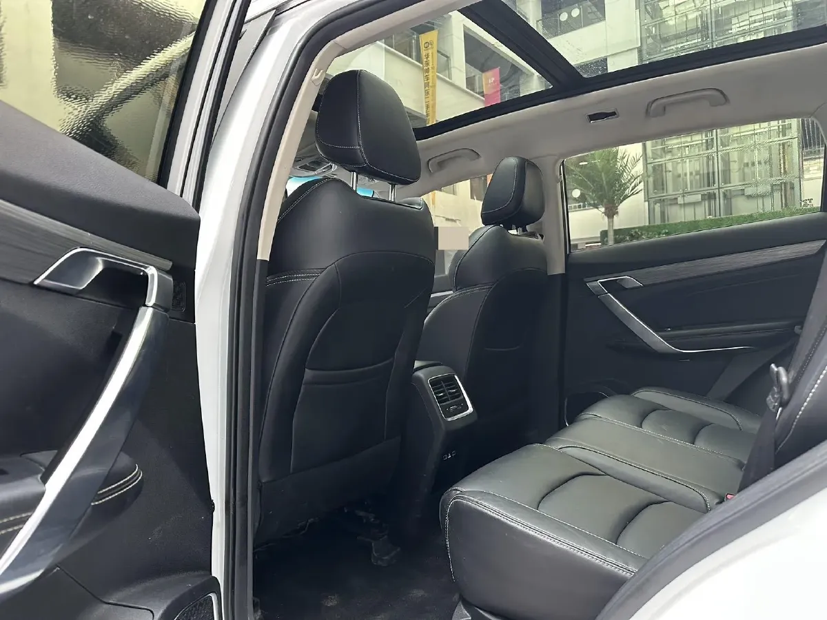 2020 Geely Azkarra 1.8T 184HP L4 7DCT,autocango,china used car exporter,china ev exporter,chinese used car exporter,chinese used ev exporter