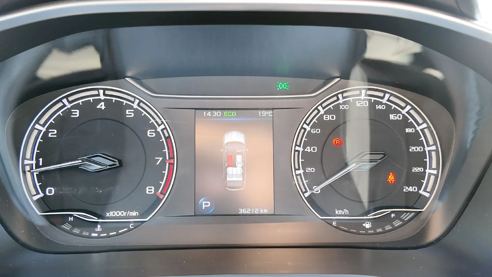 2021 Geely Coolray 1.4T 141HP L4 6DCT,autocango,china used car exporter,china ev exporter,chinese used car exporter,chinese used ev exporter