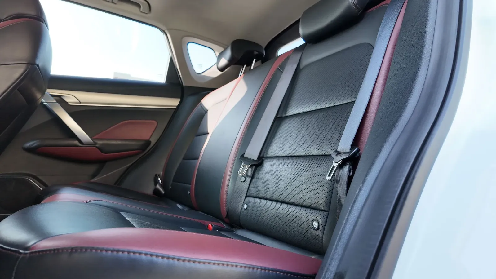 2021 Geely Coolray 1.4T 141HP L4 6DCT,autocango,china used car exporter,china ev exporter,chinese used car exporter,chinese used ev exporter