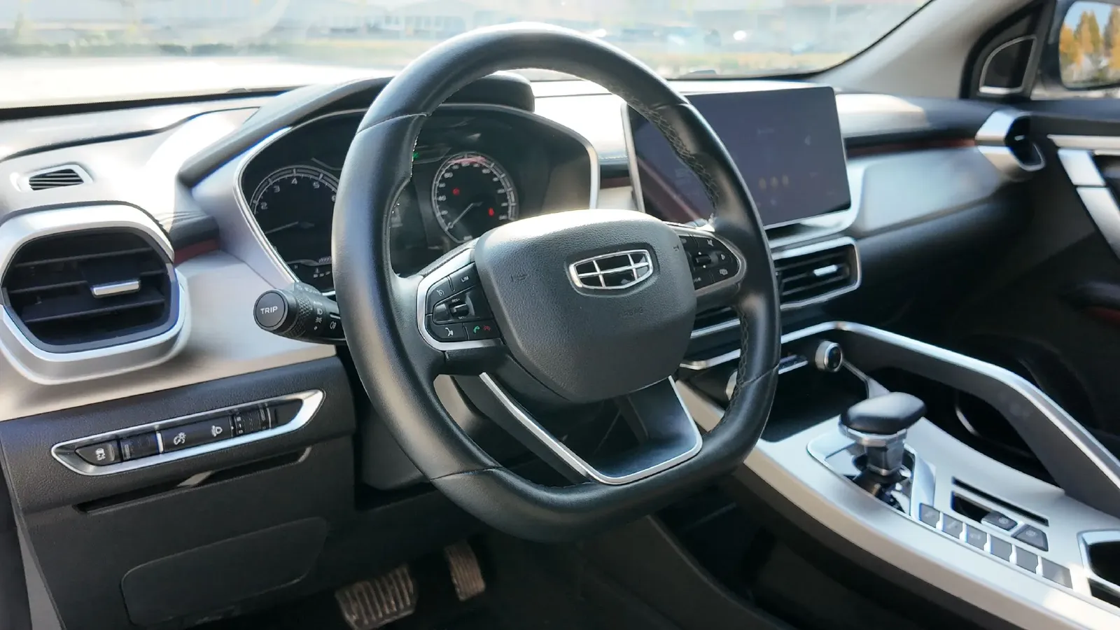 2021 Geely Coolray 1.4T 141HP L4 6DCT,autocango,china used car exporter,china ev exporter,chinese used car exporter,chinese used ev exporter