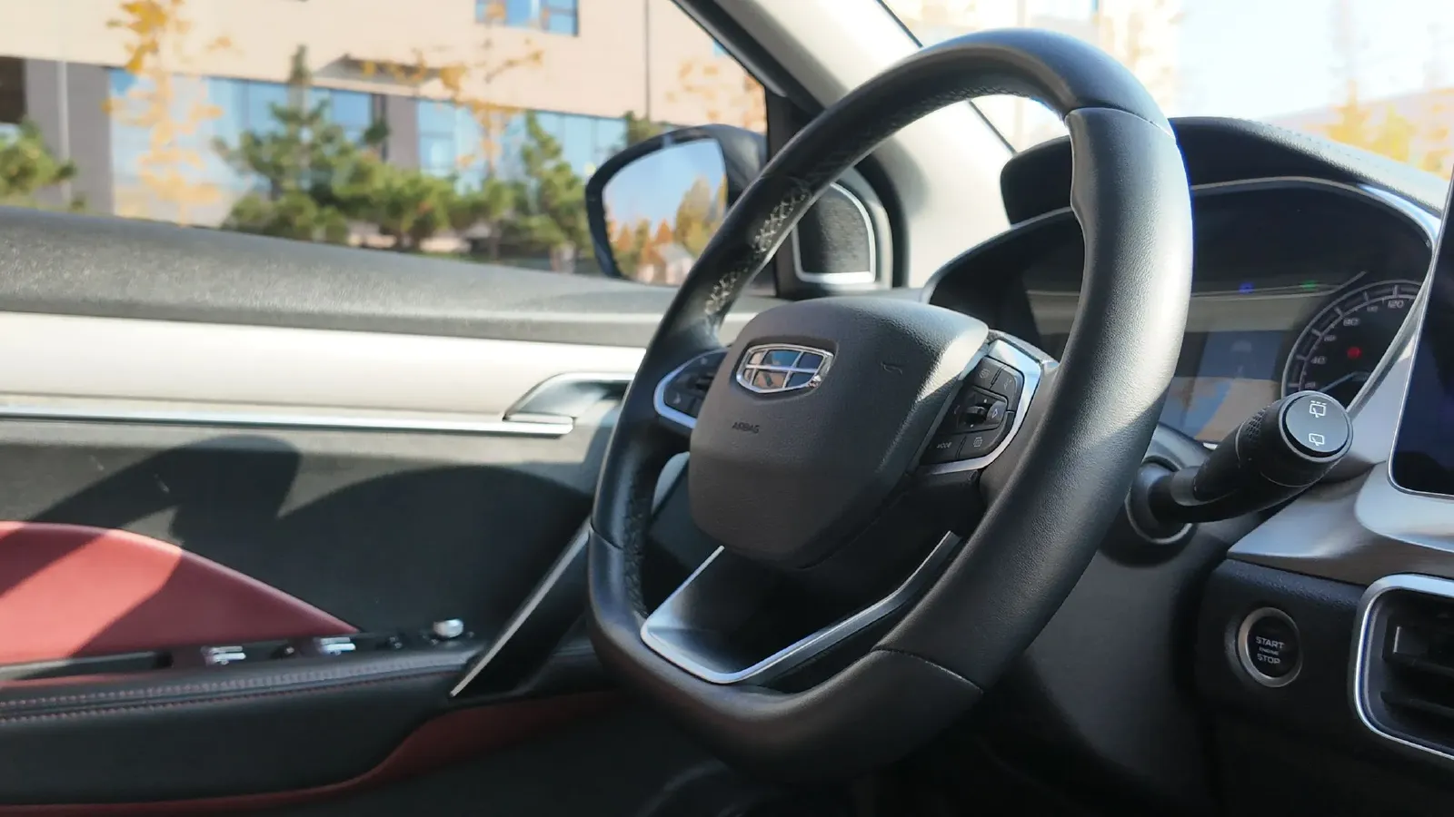 2021 Geely Coolray 1.4T 141HP L4 6DCT,autocango,china used car exporter,china ev exporter,chinese used car exporter,chinese used ev exporter