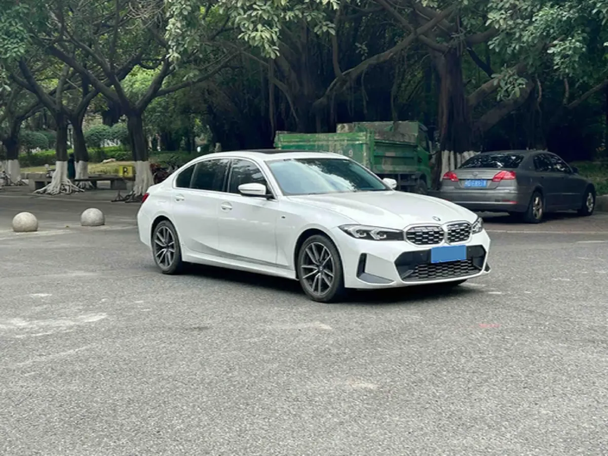 2024 BMW 3 Series 2.0T 184HP L4 8AT,autocango,china used car exporter,china ev exporter,chinese used car exporter,chinese used ev exporter