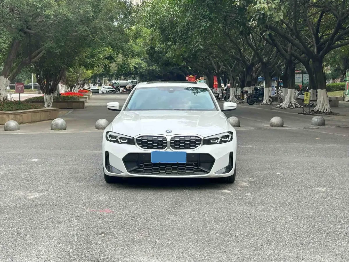 2024 BMW 3 Series 2.0T 184HP L4 8AT,autocango,china used car exporter,china ev exporter,chinese used car exporter,chinese used ev exporter