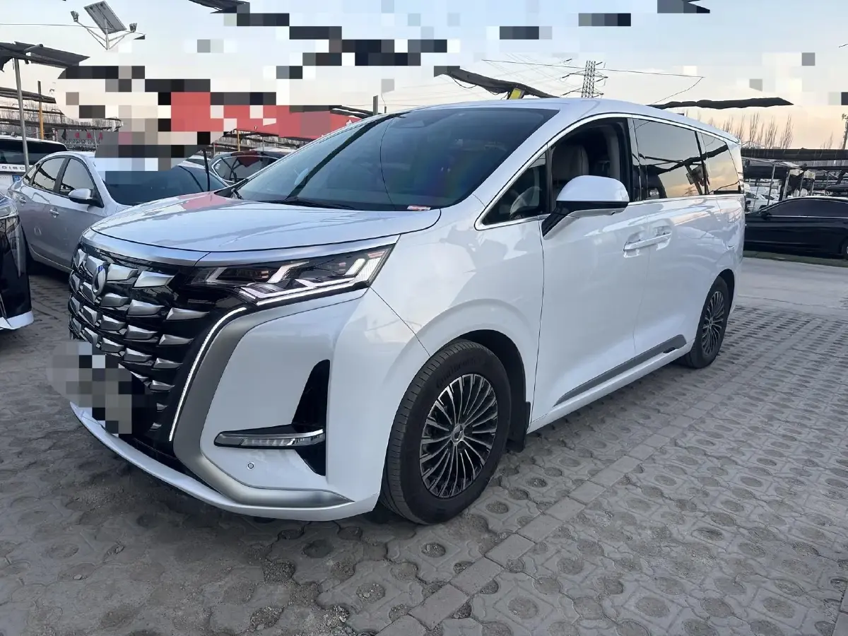 2022 HongQi HS7 3.0T 337HP V6 8AT