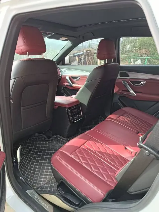 2023 Jetour X70 Plus 1.5T 156HP L4 CVT,autocango,china used car exporter,china ev exporter,chinese used car exporter,chinese used ev exporter