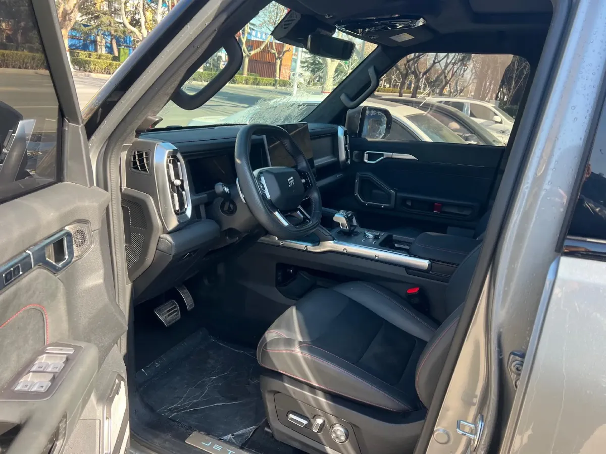 2023 Jetour Traveller 2.0T 254HP L4 8AT,autocango,china used car exporter,china ev exporter,chinese used car exporter,chinese used ev exporter