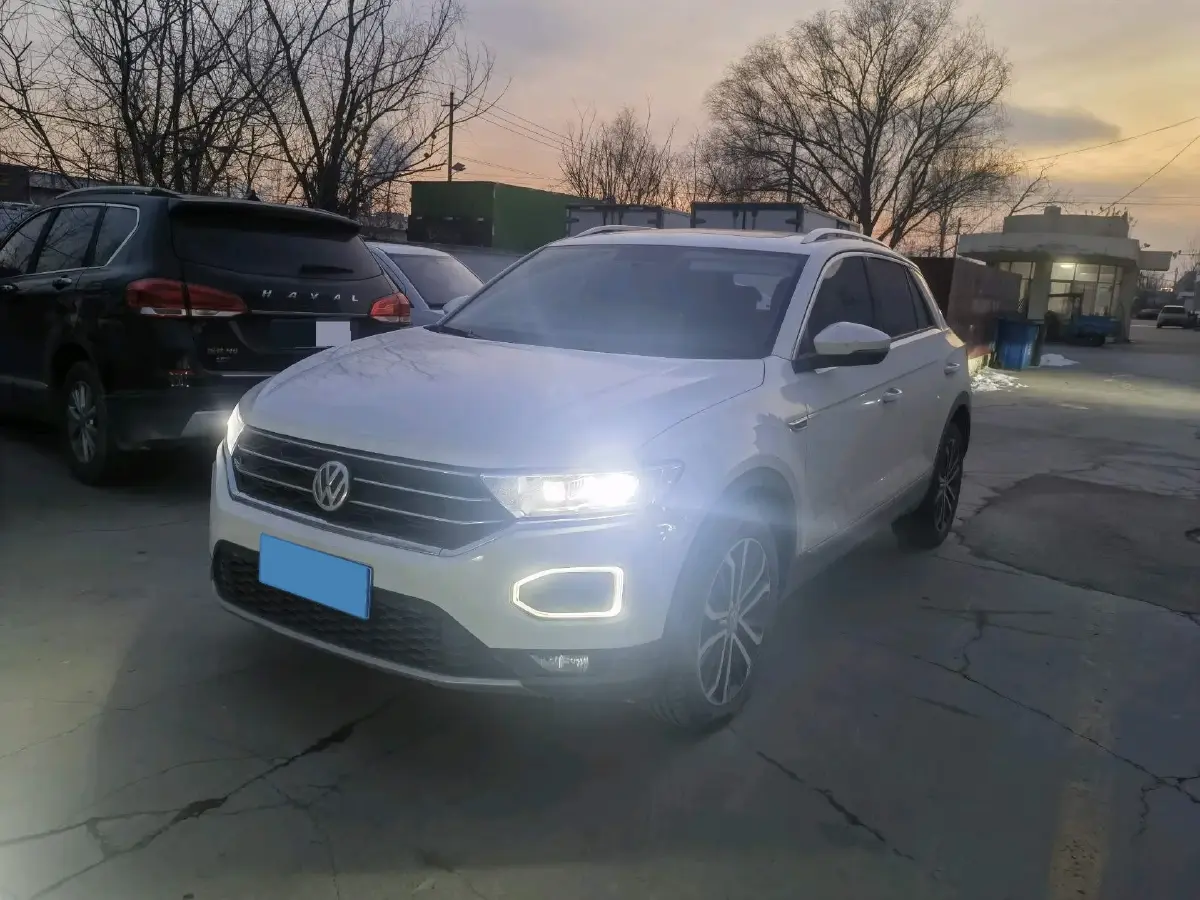 2019 Volkswagen T-Roc 1.4T 150HP L4 7DCT