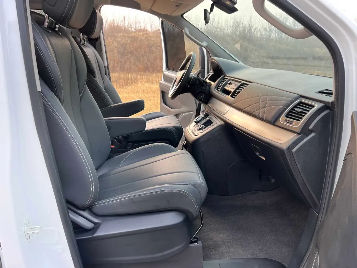 2023 MAXUS G20 2.0T 224HP L4 8AT,autocango,china used car exporter,china ev exporter,chinese used car exporter,chinese used ev exporter