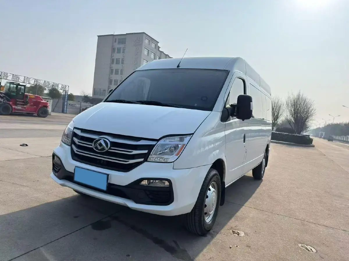 2021 MAXUS XinTu V80 2.0T 127HP L4 6MT