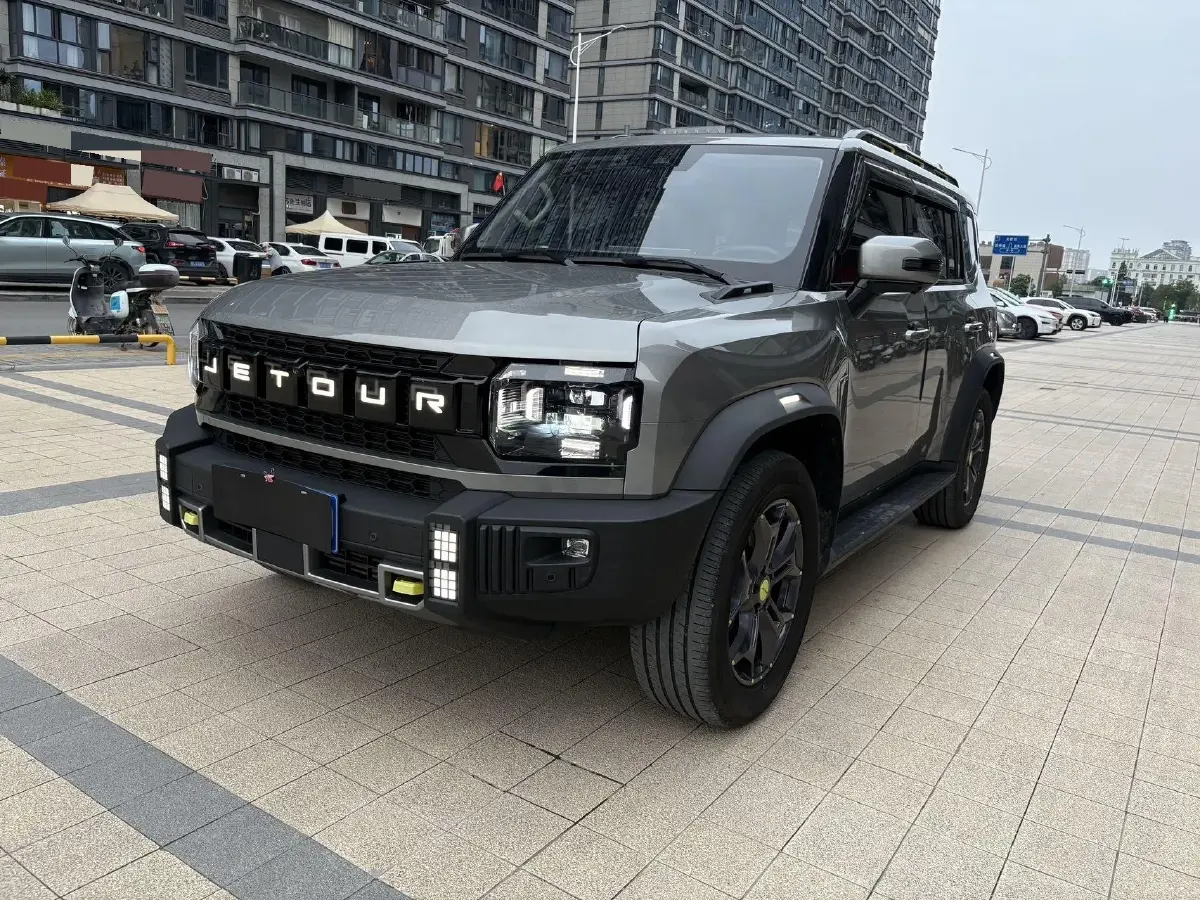 2023 Jetour Traveller 2.0T 254HP L4 8AT