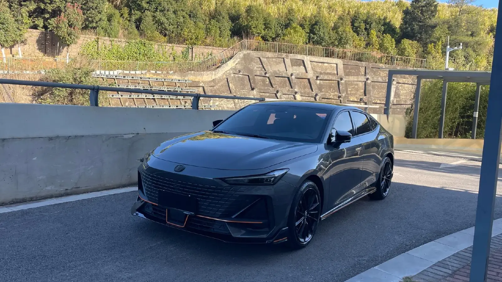 2023 ChangAn UNI-V 1.5T 188HP L4 7DCT