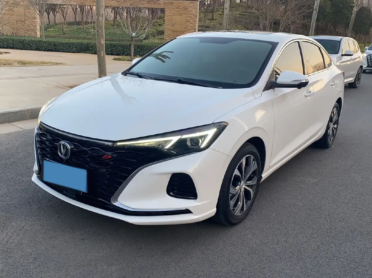2021 ChangAn Eado 1.4T 160HP L4 7DCT