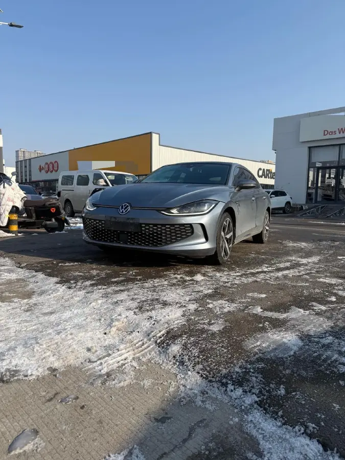 2022 Exceed TXL 2.0T 261HP L4 7DCT