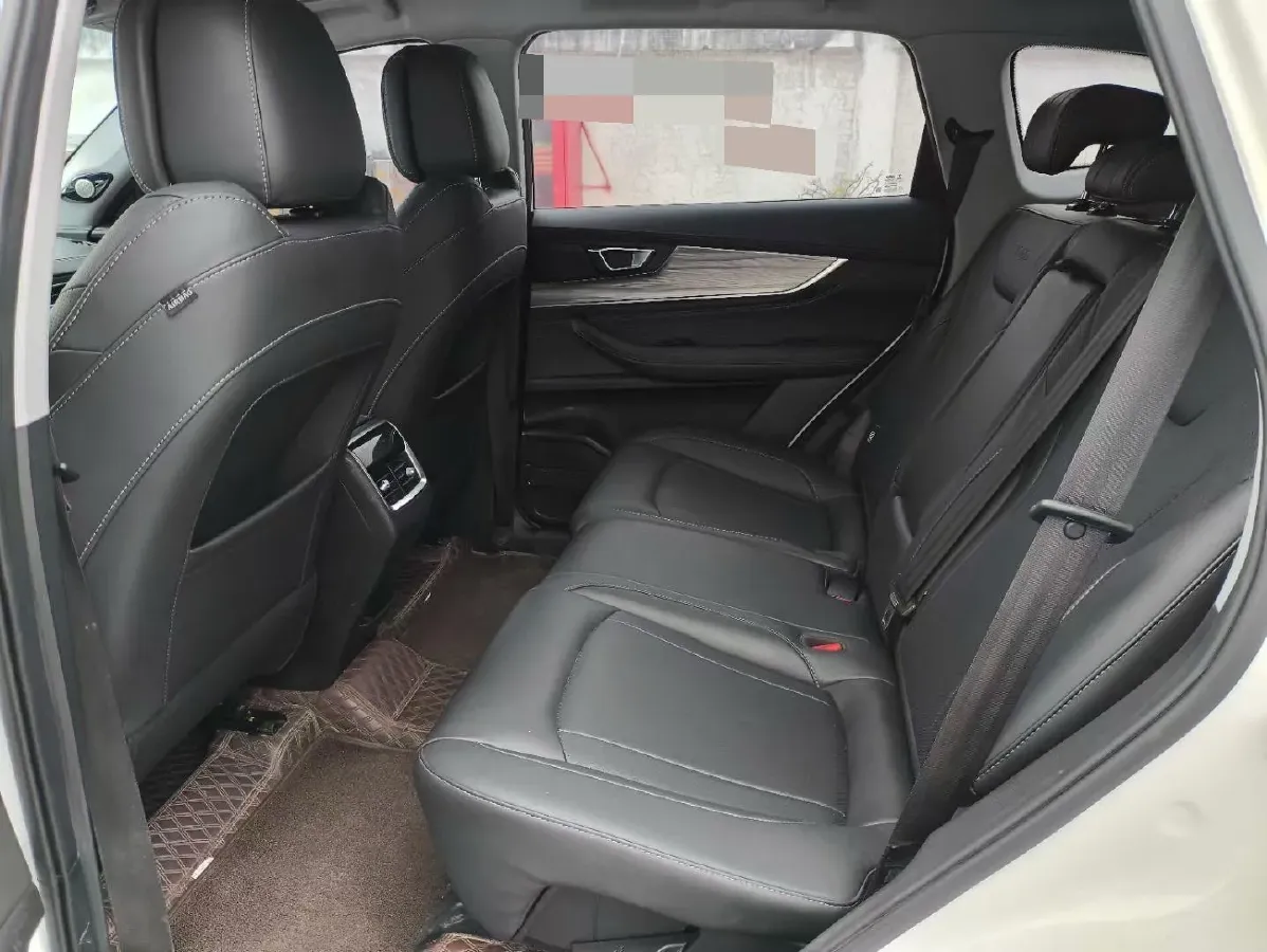 2022 Chery Tiggo 8 Plus 1.6T 197HP L4 7DCT,autocango,china used car exporter,china ev exporter,chinese used car exporter,chinese used ev exporter