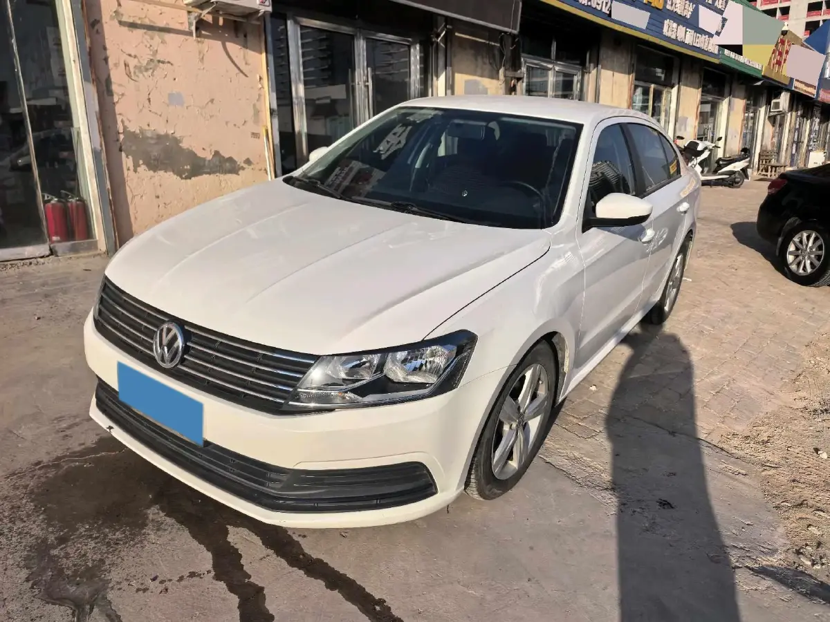 2017 Volkswagen Lavida 1.6L 110HP L4 6AT