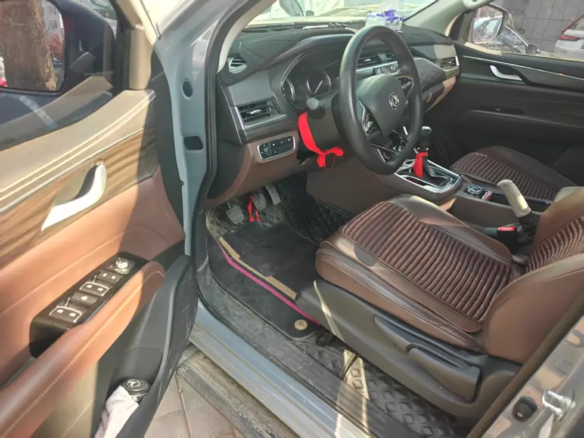 2022 Dongfeng RuiQi 7 2.3T 166HP L4 6MT,autocango,china used car exporter,china ev exporter,chinese used car exporter,chinese used ev exporter