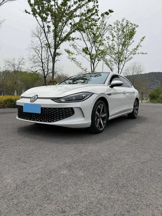 2023 Volkswagen Lamando 1.4T 150HP L4 7DCT