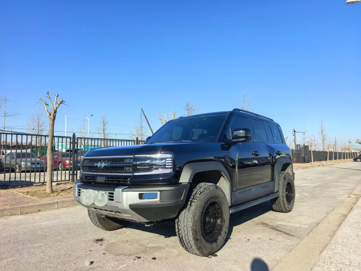 2025 FangChengBao Bao 5 1.5T 194HP L4 E-CVT PHEV 31.8KWH